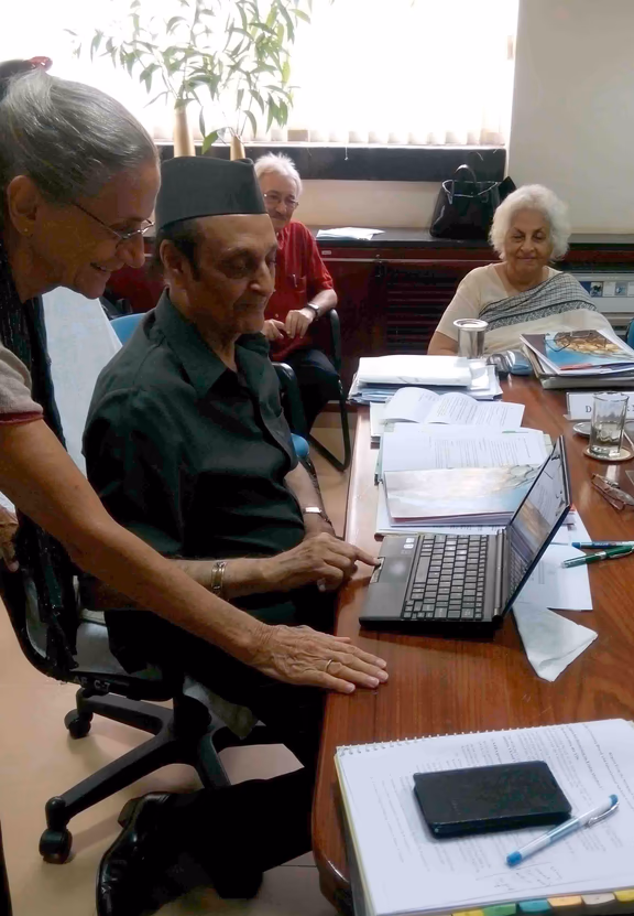 Dr Karan Singh inaugurates the Educational and Research Network of Auroville connection to the National Knowledge Network of India