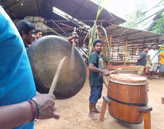 Gong and drum made by Svaram