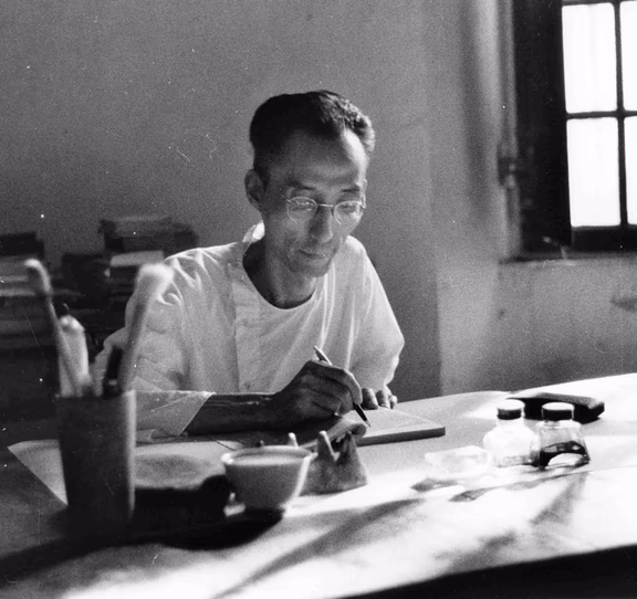Hu Hsu at work in the Sri Aurobindo Ashram