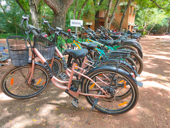 E-bicycles for rent at Kinisi