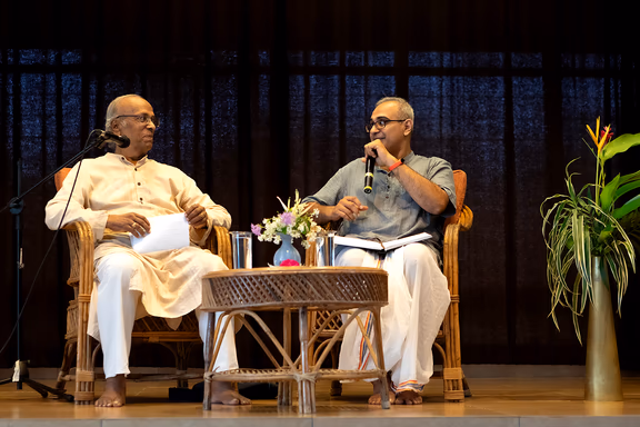 Dr Sanjeev Ranganathan (right) in discussion with Dr