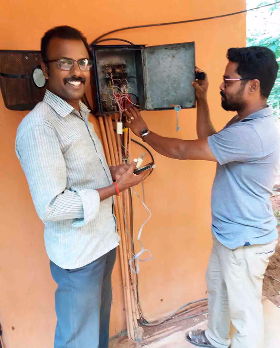 1 Suresh and Moorthy